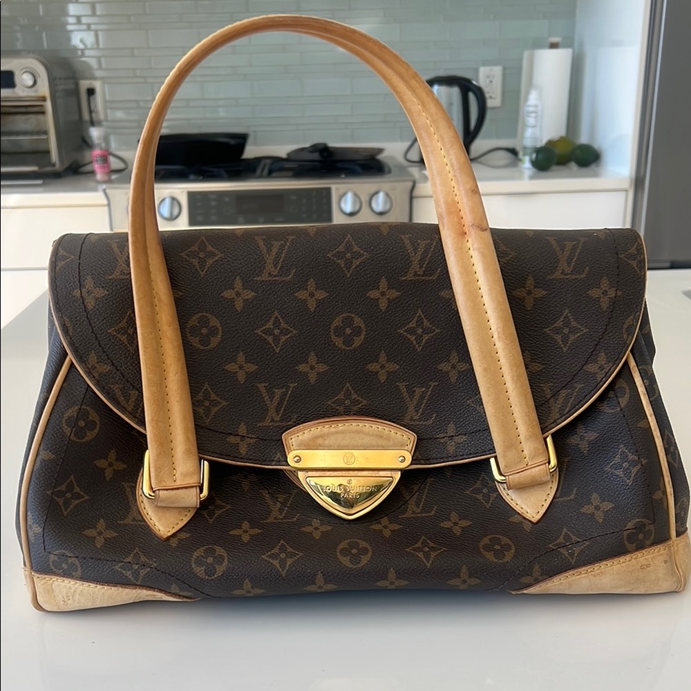 Louis Vuitton Beverly GM Monogram Handbag